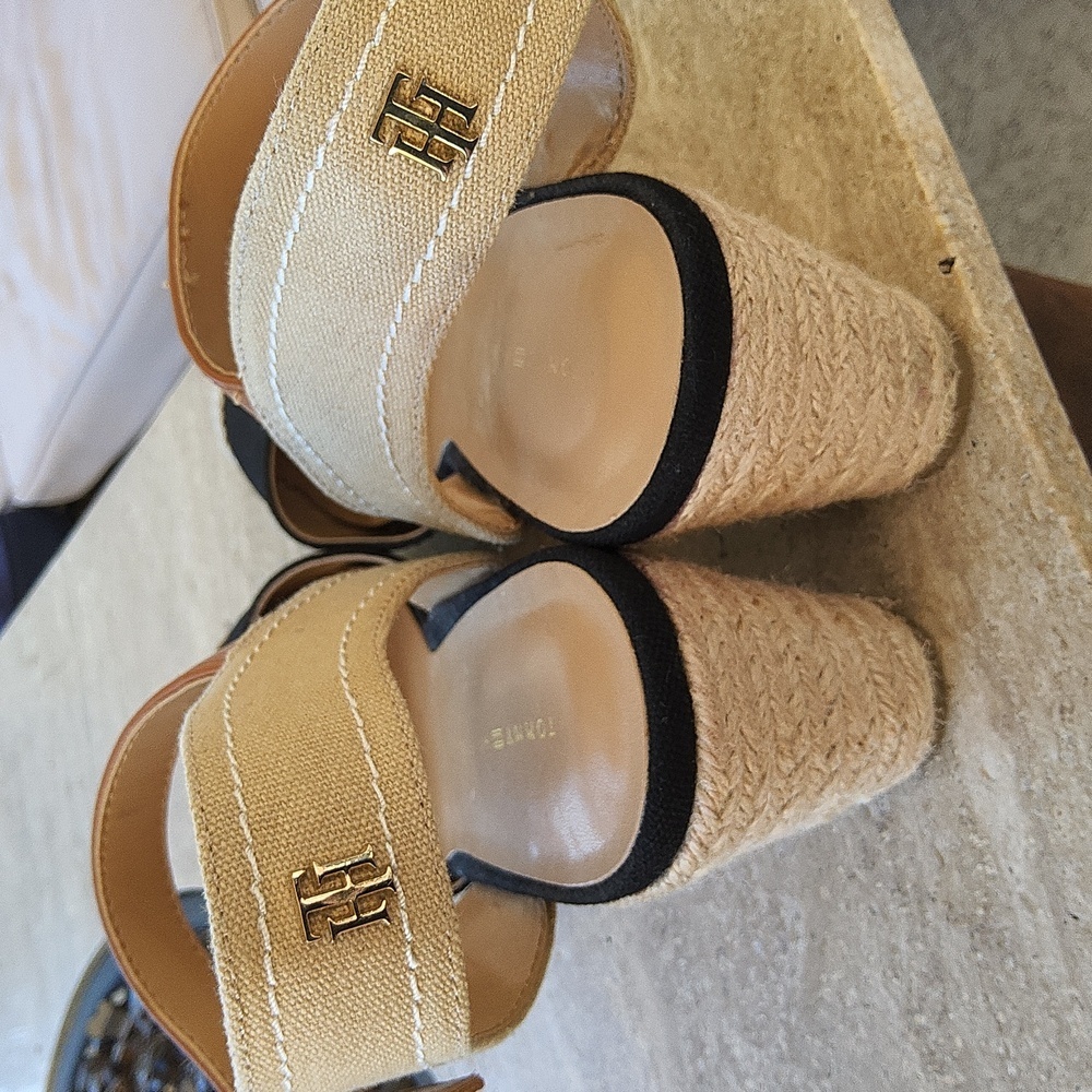 Tommy Hilfiger Black and Tan Espadrille Sandals Size 9 M - Picture 4 of 14